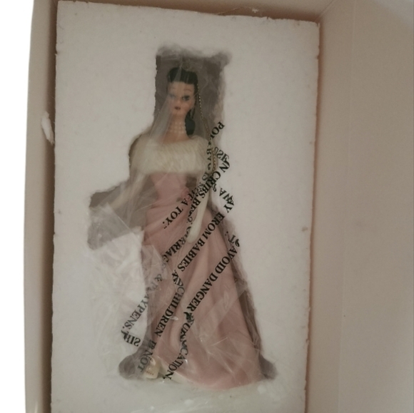 BARBIE ENCHANTED EVENING LENOX COLLECTION CHRISTMAS ORNAMENT NWT - Picture 2 of 5